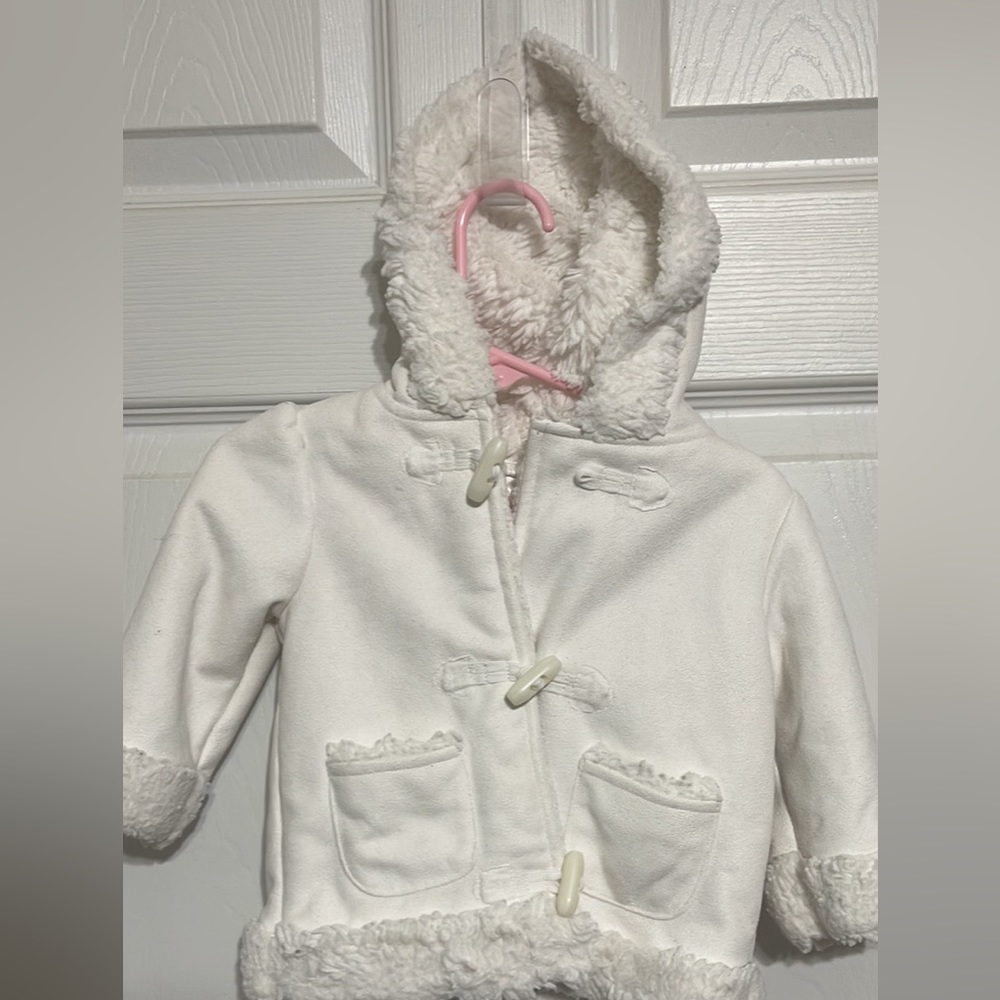 Gymboree Girls White Holiday Baltism Christening Faux Fur Trim Hoodie 6-12M